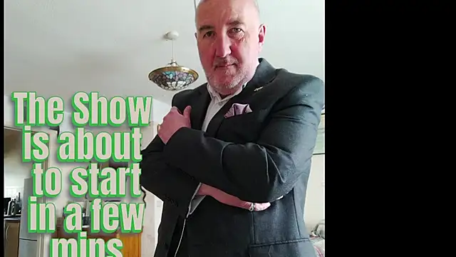 Adamdaddybear online show from November 2025 07:07:03 AM