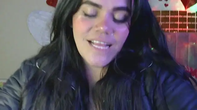 Snapshot of blue_angel33 chatting on February 2025 01:47:02 AM blue angel33 online show from February 2025 01:47:02 AM