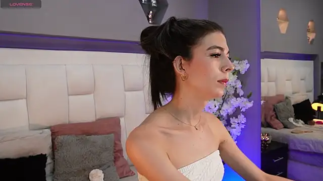 CuteAri online show from October 2025 08:07:02 PM