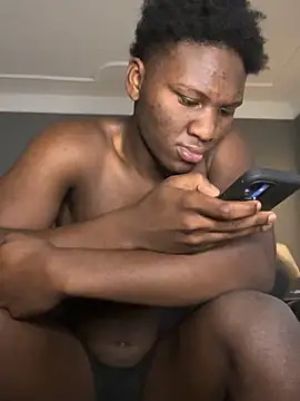 Festivitiesking1 online show from November 2025 01:31:01 PM