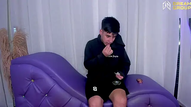 Snapshot of Yourslust_ chatting on October 2025 01:55:02 PM Yourslust online show from October 2025 01:55:02 PM