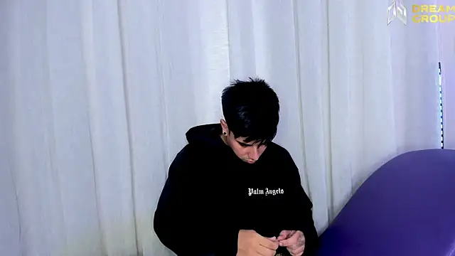 Snapshot of Yourslust_ chatting on October 2025 08:13:02 PM Yourslust online show from October 2025 08:13:02 PM