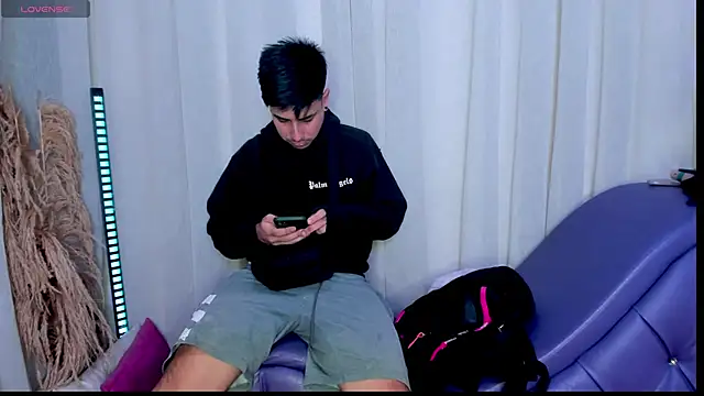 Snapshot of Yourslust_ chatting on November 2025 07:41:02 PM Yourslust online show from November 2025 07:41:02 PM