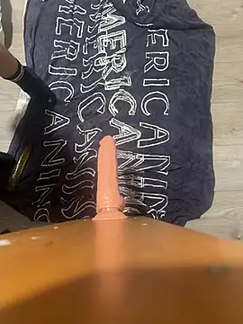 Traicyhot online show from June 2026 09:17:02 PM