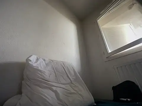 Snapshot of Rebeu313 chatting on November 2025 02:13:01 PM Rebeu313 online show from November 2025 02:13:01 PM