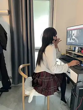 Snapshot of AwakeSubtitle chatting on October 2025 08:00:02 AM AwakeSubtitle online show from October 2025 08:00:02 AM