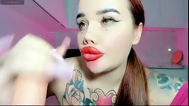 Snapshot of Aira_vi chatting on December 2024 02:24:01 AM Aira vi online show from December 2024 02:24:01 AM