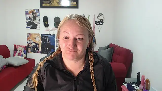 Snapshot of emperabigbootybigass chatting on September 2025 12:18:01 PM emperabigbootybigass online show from September 2025 12:18:01 PM