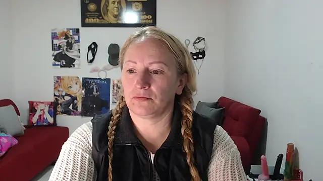 Snapshot of emperabigbootybigass chatting on October 2025 12:13:02 PM emperabigbootybigass online show from October 2025 12:13:02 PM