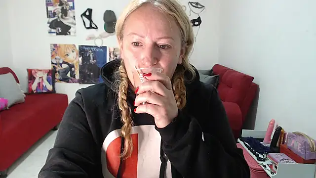 Snapshot of emperabigbootybigass chatting on October 2025 12:24:01 PM emperabigbootybigass online show from October 2025 12:24:01 PM