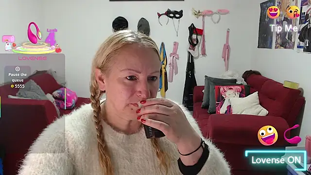 Snapshot of emperabigbootybigass chatting on November 2025 12:19:02 PM emperabigbootybigass online show from November 2025 12:19:02 PM