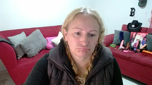 Snapshot of emperabigbootybigass chatting on February 2026 12:33:01 PM emperabigbootybigass online show from February 2026 12:33:01 PM