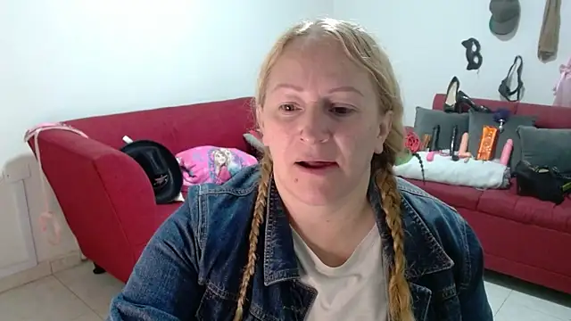 Snapshot of emperabigbootybigass chatting on February 2026 12:12:01 PM emperabigbootybigass online show from February 2026 12:12:01 PM