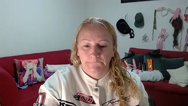 Snapshot of emperabigbootybigass chatting on March 2026 12:22:02 PM emperabigbootybigass online show from March 2026 12:22:02 PM