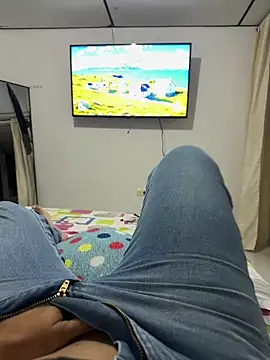 ANYLU19 online show from November 2025 03:17:02 AM