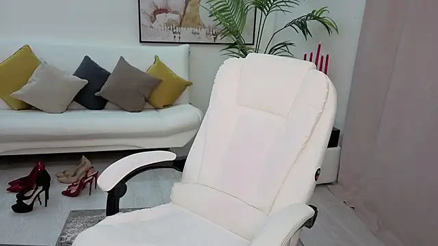 Beylly online show from January 2026 04:00:01 PM