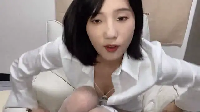 Arrebo1 online show from December 2024 03:44:02 PM