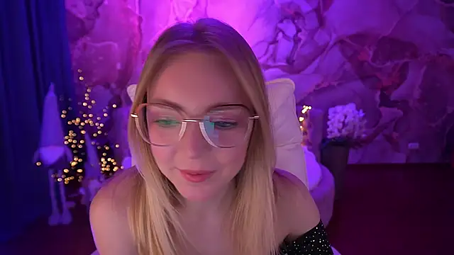 EmilySunshineS online show from January 2025 08:57:02 PM