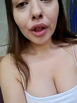 Snapshot of la_luna_sorse chatting on October 2025 06:37:01 AM la luna sorse online show from October 2025 06:37:01 AM