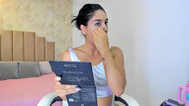 ScarlettWet9 online show from January 2026 10:46:01 PM