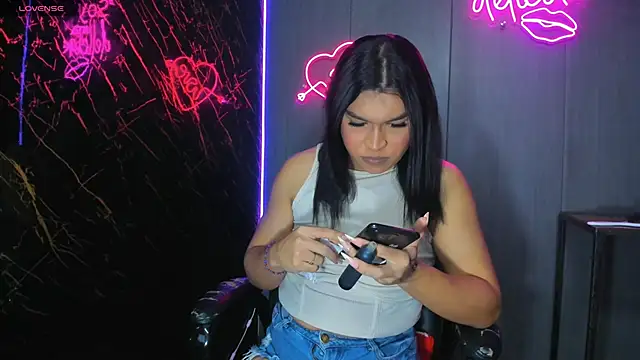 miavalentinaaa online show from December 2024 01:14:01 AM