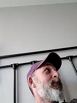 Snapshot of TheyCallMeSir6669 chatting on January 2025 08:42:01 PM TheyCallMeSir6669 online show from January 2025 08:42:01 PM