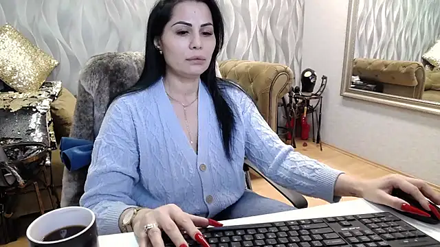 Sara Poison online show from October 2025 02:23:02 AM