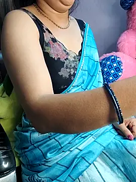 santurmom online show from November 2025 05:48:01 PM