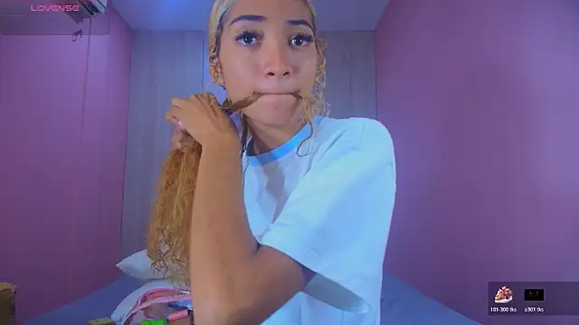 Charlotte Love10 online show from October 2025 11:44:02 AM