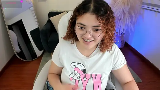 Snapshot of Missbrave1 chatting on October 2025 10:47:01 PM Missbrave1 online show from October 2025 10:47:01 PM