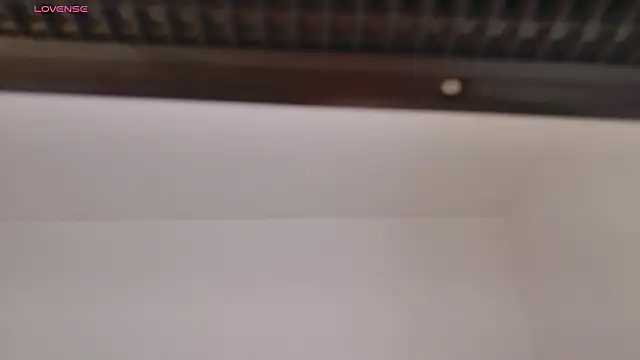 Snapshot of Sarajonnes chatting on January 2026 12:43:02 PM Sarajonnes online show from January 2026 12:43:02 PM