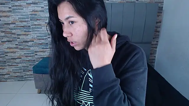  joy yva online show from October 2025 09:03:02 PM