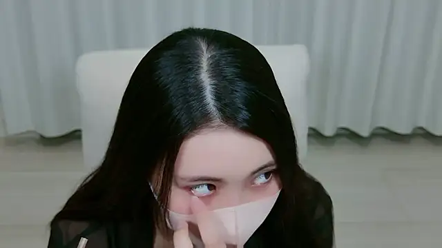 Snapshot of yuki_room chatting on September 2025 01:16:02 PM yuki room online show from September 2025 01:16:02 PM