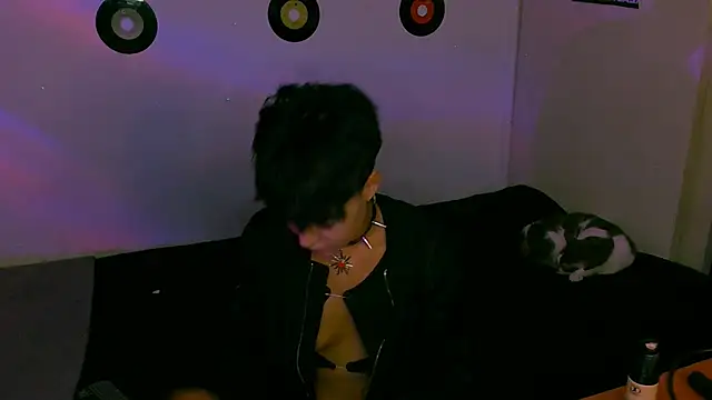 alex one888 online show from November 2025 01:05:02 AM