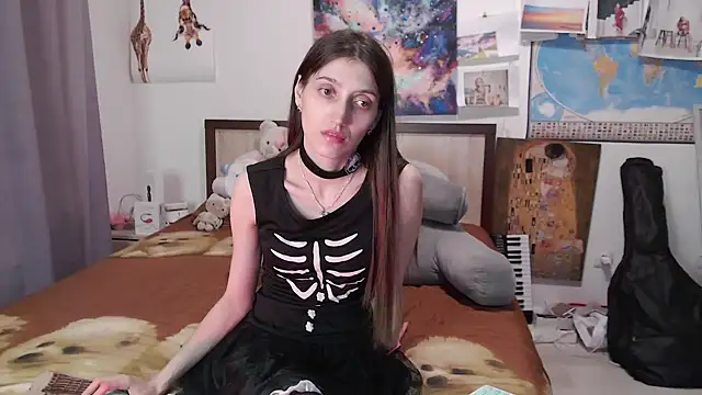 Snapshot of Iren chatting on February 2025 08:13:02 PM Iren online show from February 2025 08:13:02 PM