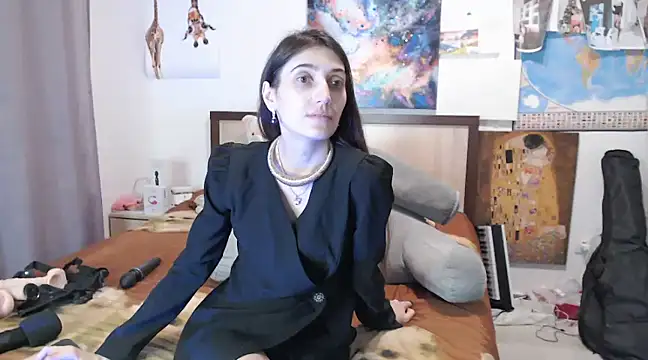 Snapshot of Iren chatting on March 2025 11:44:02 PM Iren online show from March 2025 11:44:02 PM