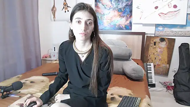 Snapshot of Iren chatting on March 2025 12:49:02 AM Iren online show from March 2025 12:49:02 AM
