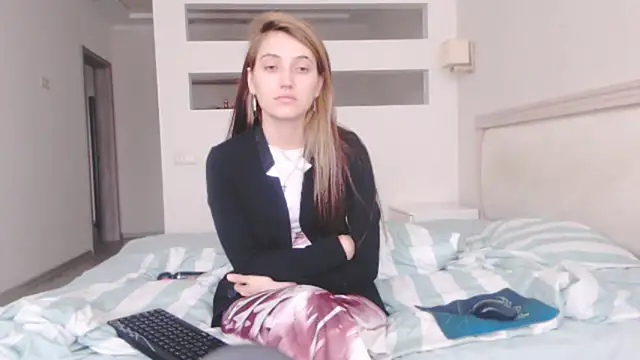 Iren online show from November 2025 06:56:02 AM