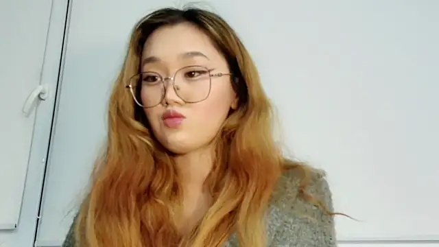 Jennatyan online show from November 2025 11:21:02 AM