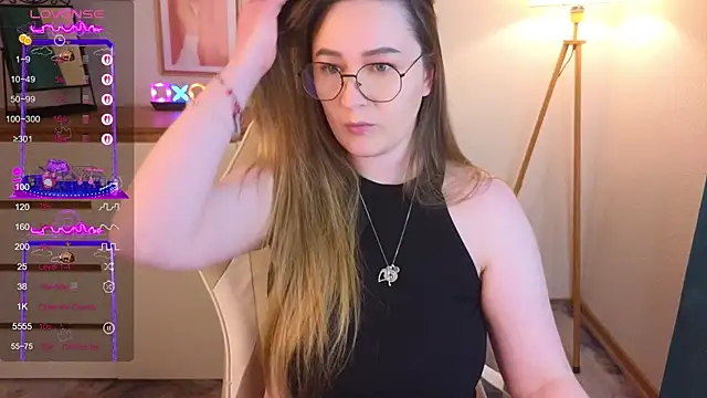 Emma B1uem online show from September 2025 08:58:01 PM