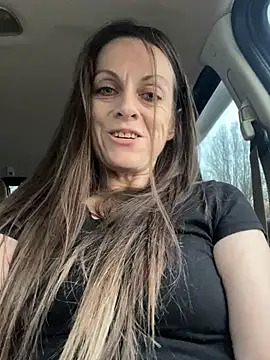 Snapshot of DavinaRay chatting on February 2025 10:21:01 PM DavinaRay online show from February 2025 10:21:01 PM