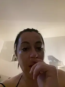 Lyannabuena69 online show from March 2026 02:14:02 AM