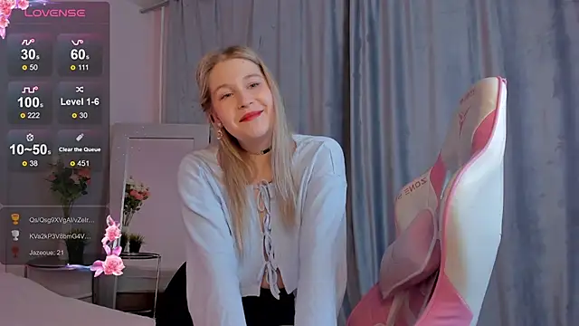 Snapshot of Colleen_Blake chatting on February 2025 06:00:01 PM Colleen Blake online show from February 2025 06:00:01 PM