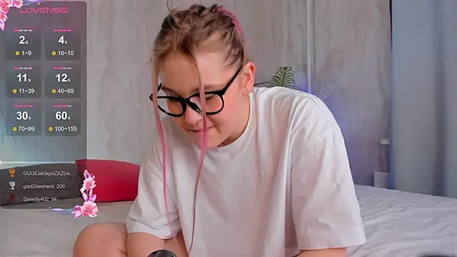 Snapshot of Colleen_Blake chatting on March 2025 07:58:02 PM Colleen Blake online show from March 2025 07:58:02 PM