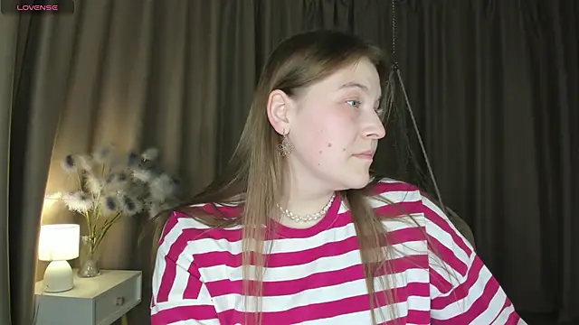 Snapshot of Colleen_Blake chatting on September 2025 03:49:01 PM Colleen Blake online show from September 2025 03:49:01 PM