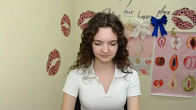 Snapshot of _SusieSu_ chatting on December 2024 01:13:02 PM SusieSu online show from December 2024 01:13:02 PM