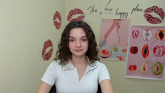 Snapshot of _SusieSu_ chatting on January 2025 04:20:01 PM SusieSu online show from January 2025 04:20:01 PM