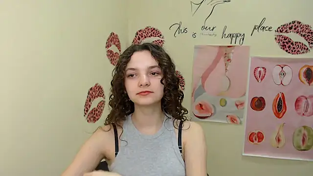 Snapshot of _SusieSu_ chatting on February 2025 07:15:02 AM SusieSu online show from February 2025 07:15:02 AM