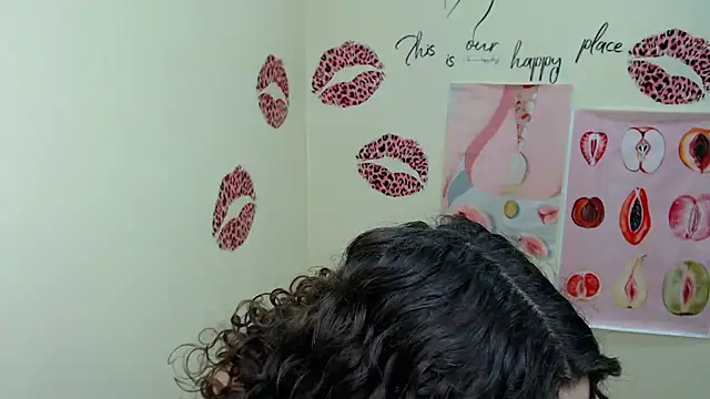 Snapshot of _SusieSu_ chatting on February 2025 07:29:01 AM SusieSu online show from February 2025 07:29:01 AM