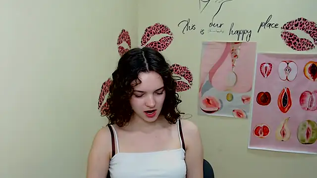 Snapshot of _SusieSu_ chatting on February 2025 07:23:02 AM SusieSu online show from February 2025 07:23:02 AM